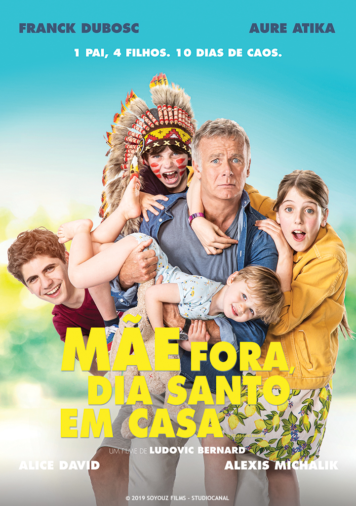 Capa Mãe Fora, Dia Santo Em Casa