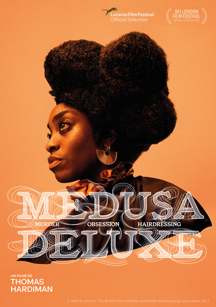 Capa Medusa Deluxe